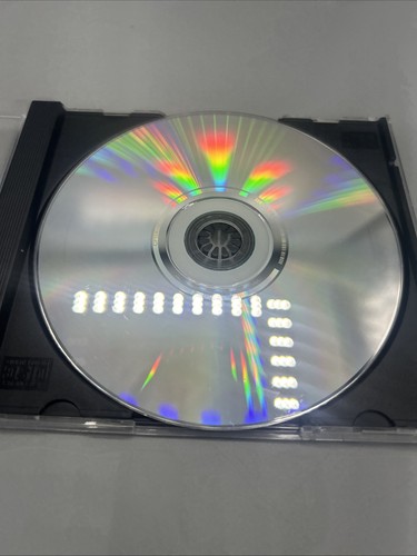 Taylor Swift Self Titled CD Debut 2006 Big Machine Records Disc Only - Picture 2 of 2