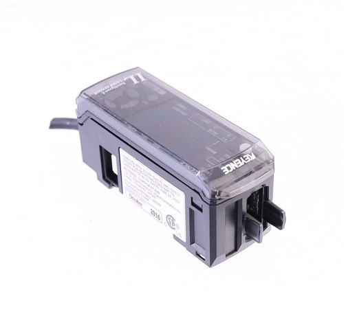 KEYENCE IL-1000 SHORT CABLE - Picture 3 of 11