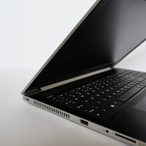 HP 15,6" Probook 450 G5 Intel Core i5-8250U 1,60GHz, 256GB SSD, 8GB RAM Win 11 - Zdjęcie 9 z 20