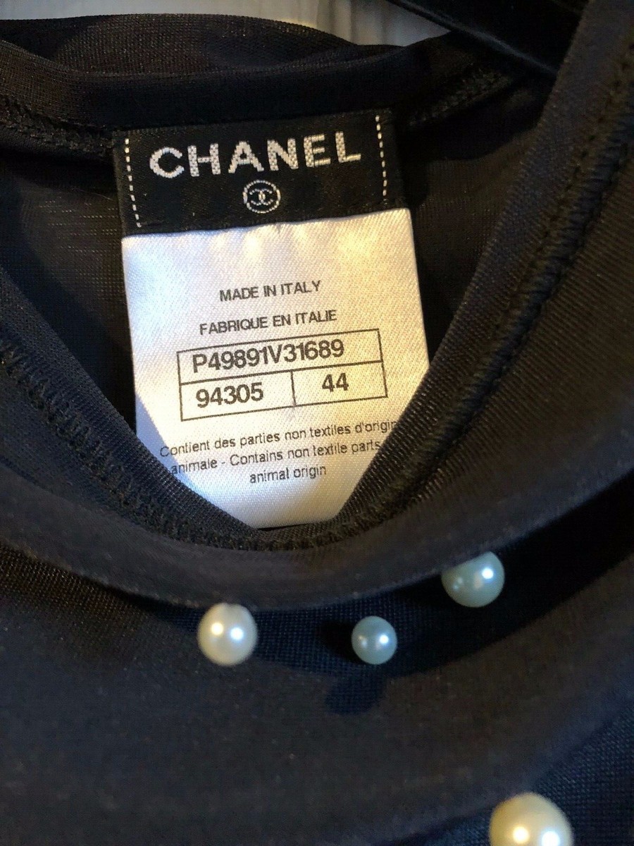 Chanel VINTAGE 14A NEW BLUE TOP PEARLS THROUGHOU CC LOGO