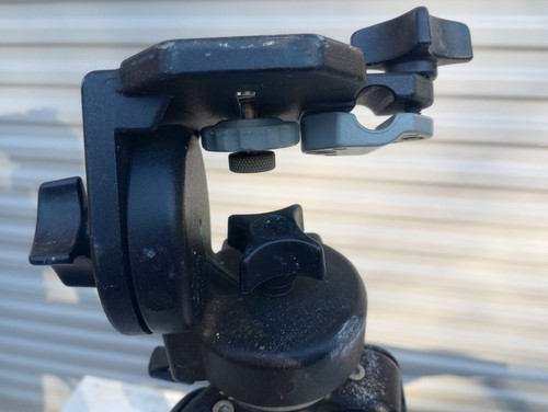 Bogen Manfrotto treppiede treppiede professionale per fotocamera con testa fluida 3011/3126 - Foto 6 di 7