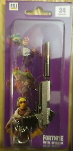 Games Metal Silencer Pistol Gun Model Action Figure Arts Toys Collection Keychai 
