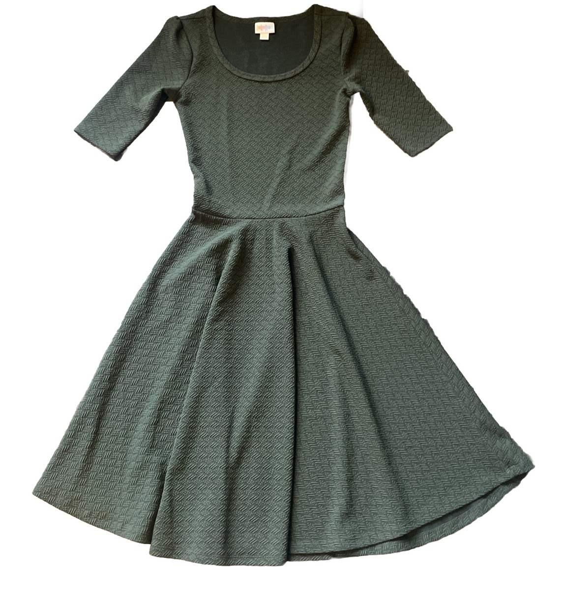 lularoe green dress Shop Lula Roe clothing and handbags at SilkRoll. Trade with us! main image 0
