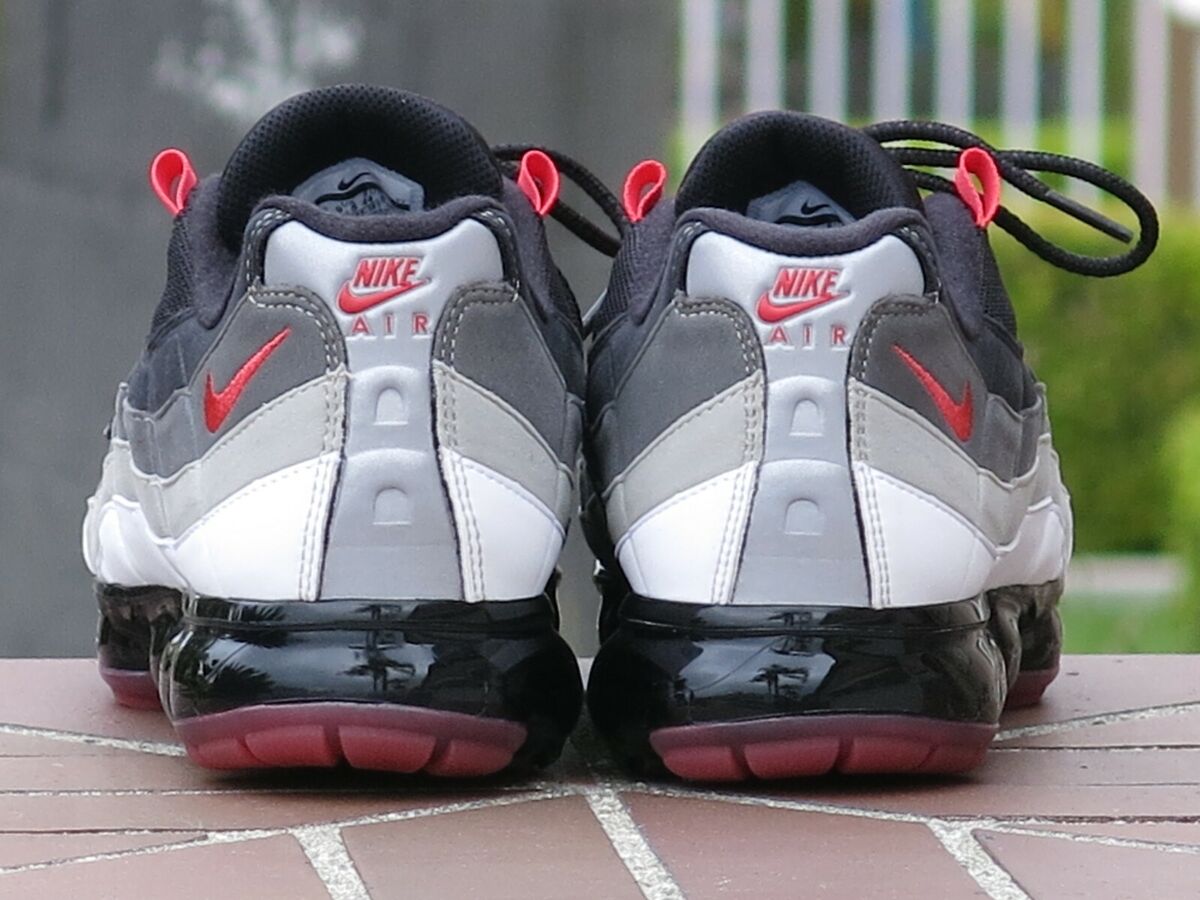 Nike Air Vapormax '95 Men's Athletic Sneakers AJ7292-101 | eBay Nike Air Vapormax '95 Men's Athletic Sneakers AJ7292-101 | eBay