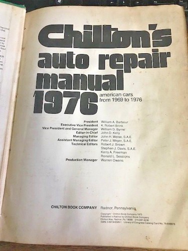 Chilton's Auto Repair Manual 1976 - Picture 3 of 4