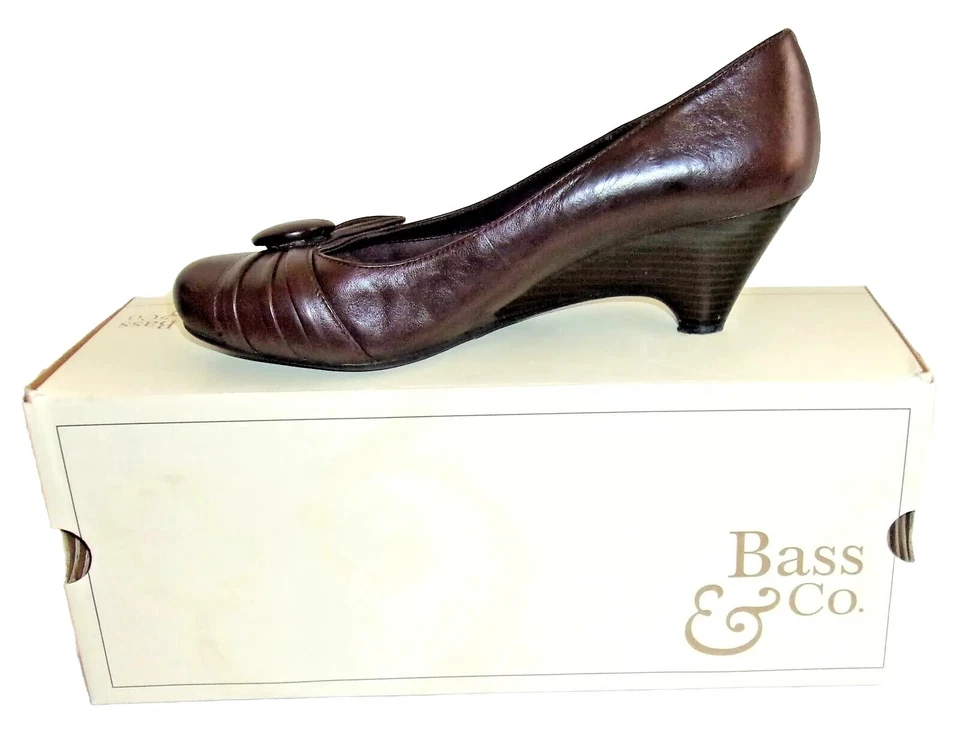 Zapatos de tacón medio de cuero marrón Bass & Co. "Jade", talla 8M - usados Foto 3 de 4