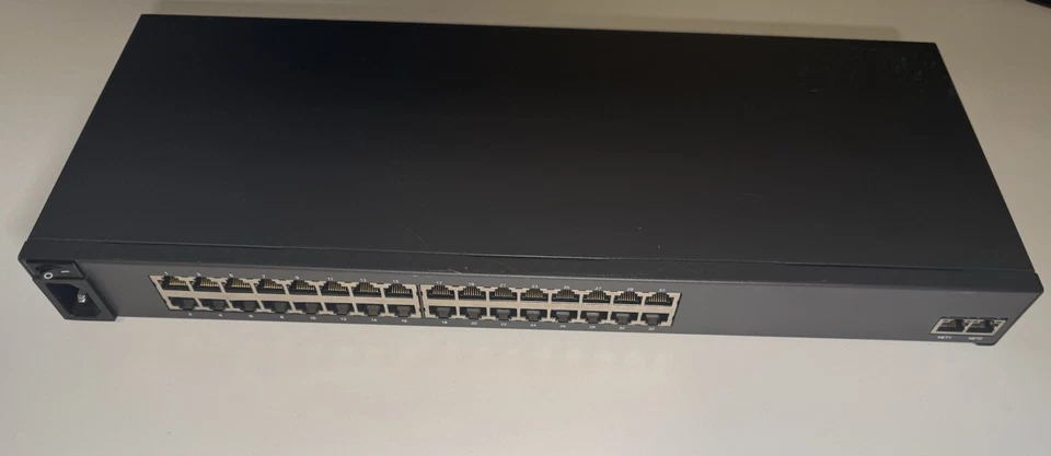 Servidor de dispositivo Black Box LES1532A LES1500 32 portas servidor serial seguro com Cisc - Imagem 2 de 4