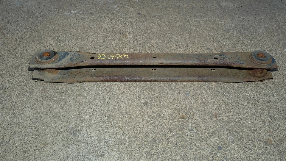 Brazo de control inferior Camaro Firebird 1982-1992, trasero, transmisión Z28 AM IROC TA GM Foto 2 de 4