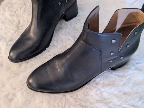 Franco Sato Black Leather Booties Studs Block Heel Size 9.5 - Picture 16 of 18