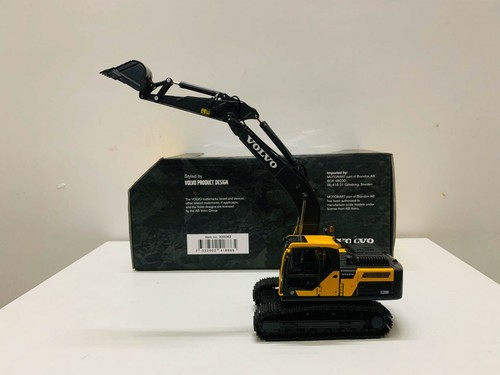 Motorart Volvo EC200D Crawler Excavator 1/50 Scale Die-Cast New in Original Box - Picture 2 of 12