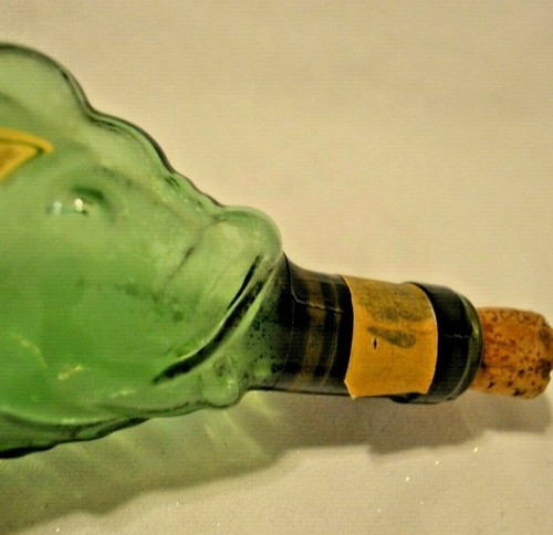 Vintage Green Glass Fish Bottle - Labels Italy - Bianco Antinori Empty Nautical - Picture 6 of 10