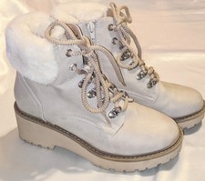 DV by Dolce Vita Girl's Faux Shearling Trimmed Zip Up Wedge Ankle Boots Size 5.5