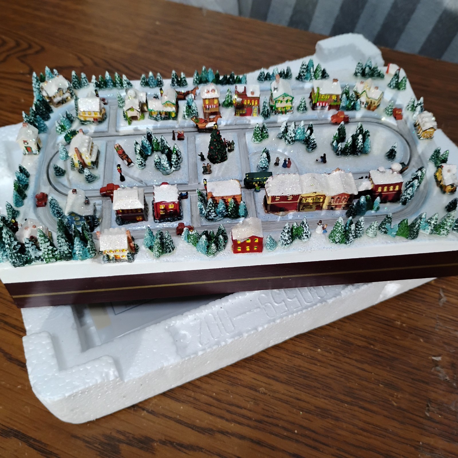 Picture 1 of 2