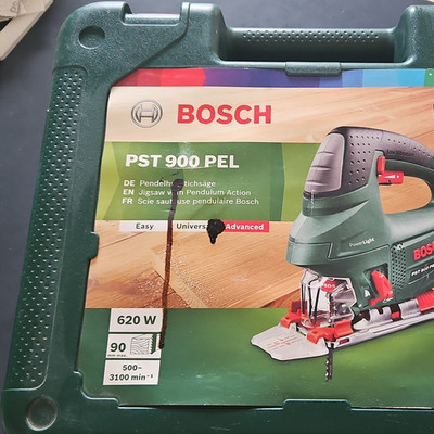 Bosch PST 900 PEL Stichsäge 620 W 230 V Netzbetrieb 90 mm Schnitttiefe Koffer
