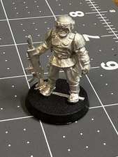 Warhammer 40K Imperial Guardsman Cadian Guard at Ease Metal Rare & OOP