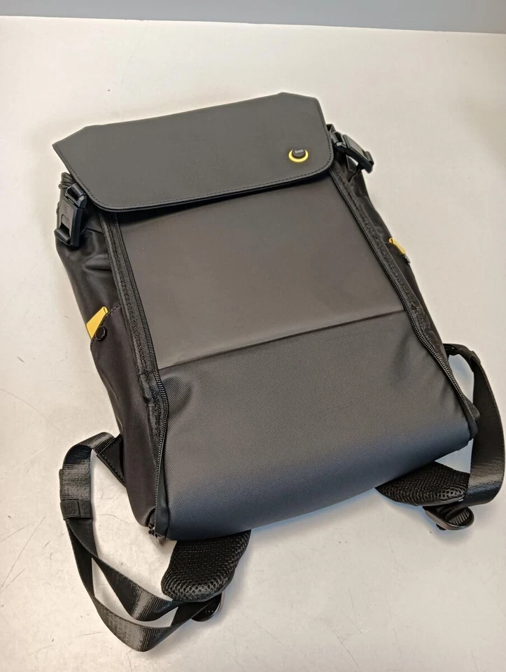 Divoom Backpack-M - Rucksack mit Pixel-Display - Bild 1 von 3