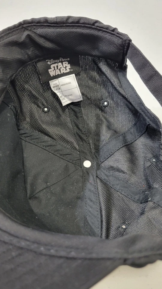 Sombrero Letras Rojas Metálicas Elevadas Star Wars Parques Disney Foto 3 de 3