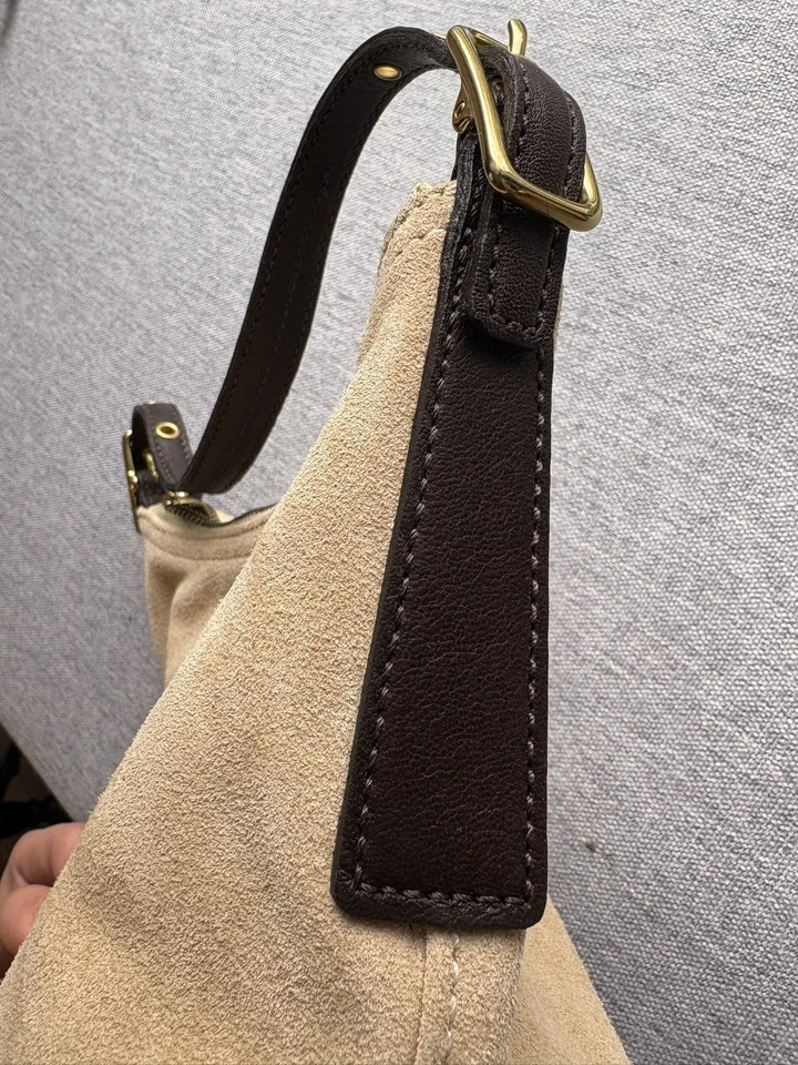 ENVÍO GRATUITO | RARO | Bolso de hombro pequeño de gamuza Coach estilo latón tostado K1D-9859 Foto 2 de 4