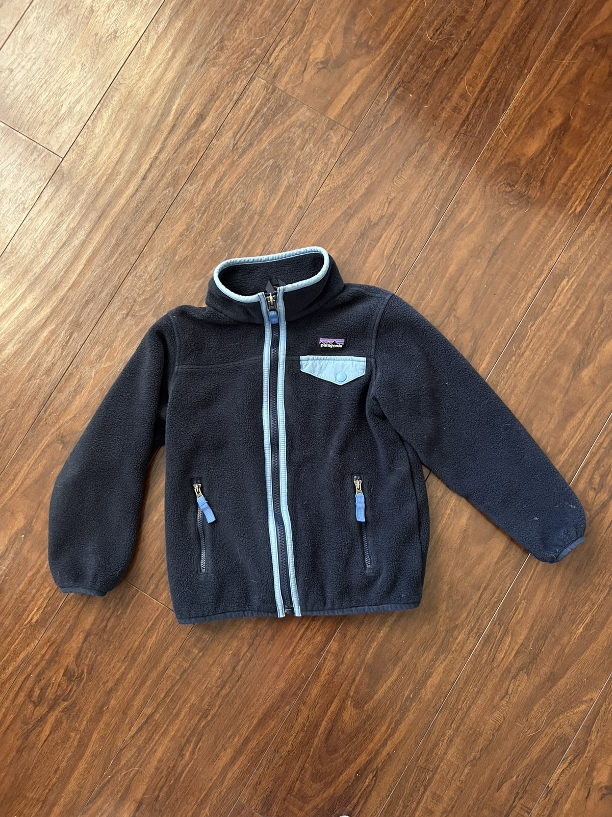 Patagonia Jacket Boys X-Small 5-6 Blue Long Sleeve Full Zip Pockets Synchilla