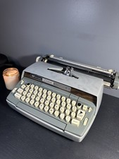 Smith Corona Typewriter Coronet Automatic 12 Electric Blue With Case thumbnail