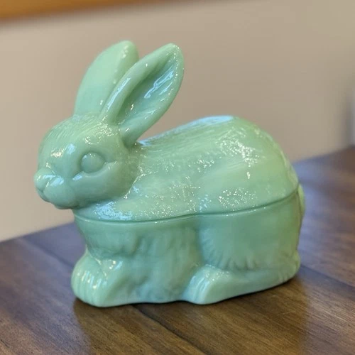 Green Jadeite Glass Depression Style Rabbit Covered Candy Dish / Bowl, Vintage