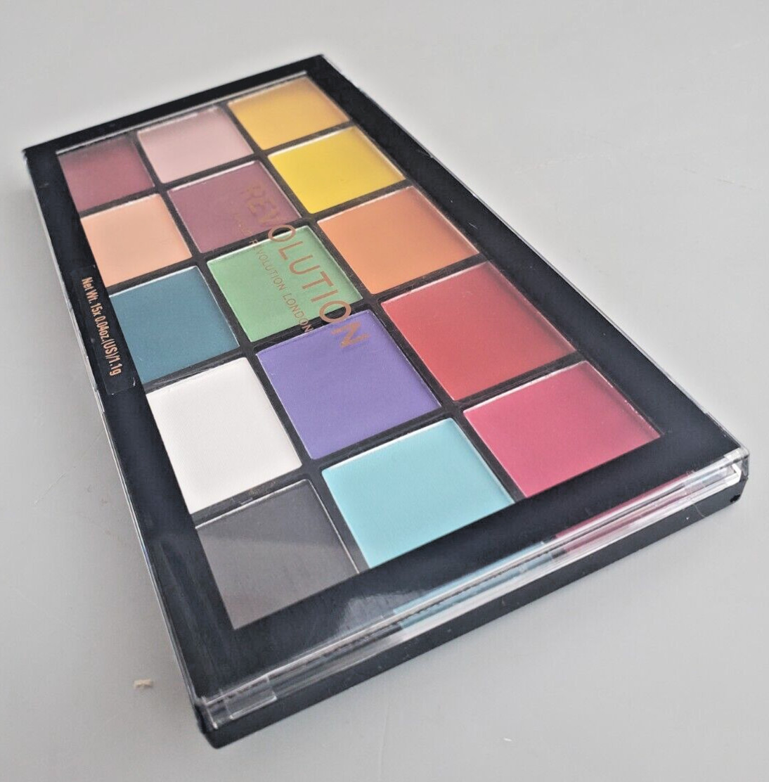 Makeup Revolution Reloaded Eyeshadow Palette Marvellous Mattes  New