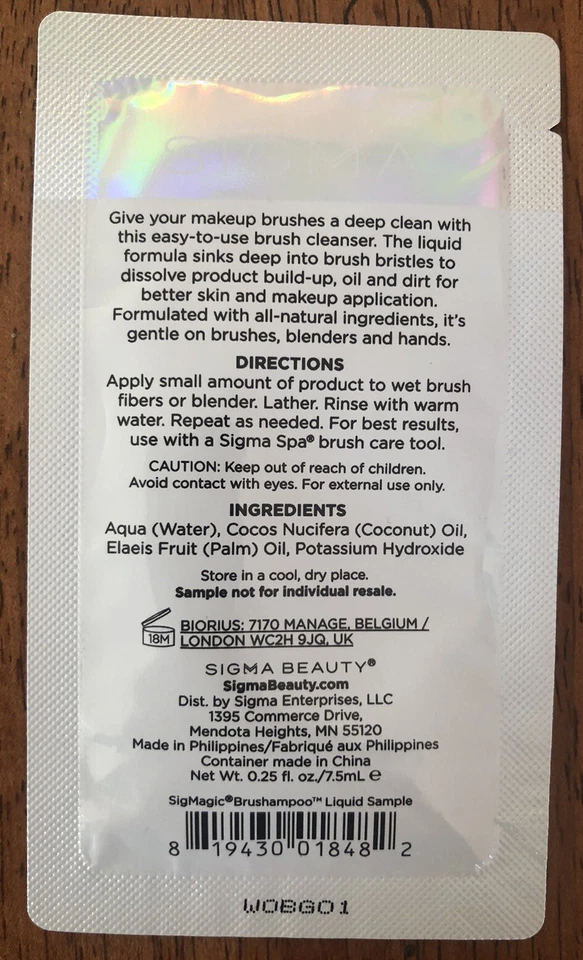 Juego de 5 Sigma Beauty Sigmagic Cepillo Líquido Limpiador Cepillo Champú Lote de Muestra Foto 3 de 3