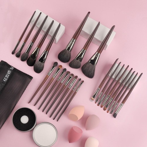 6 7 8 9 18 22 24pz Pennello Ombretto Naturale e Spugna Miscelante - Set Kit Trucco - Foto 5 di 19