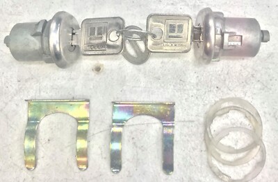 1966-1971 chevy car door locks and keys right & left #4