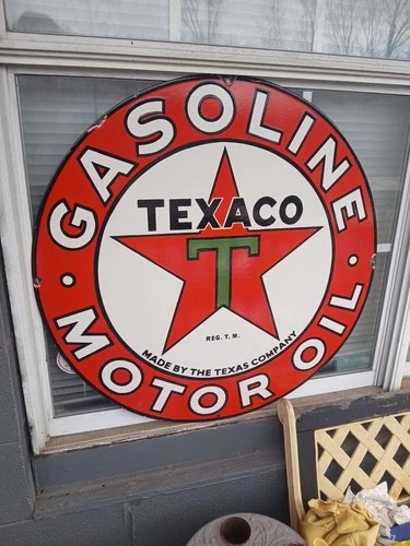 LARGE VINTAGE TEXACO GASOLINE 30" PORCELAIN METAL GAS OIL SERVICE STATION SIGN
