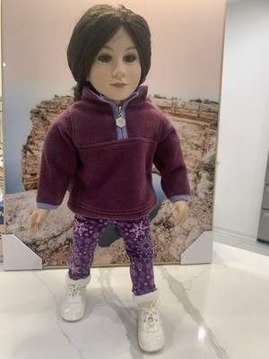 AMERICAN GIRL ARE SO BEAUTIFUL ARE  COME RARE THOSE AMERICAN GIRL BEAUTIFUL COND
