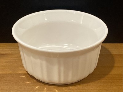 CorningWare 7 Oz 207 mL French White Casserole Dish Bowl Ramekin Stoneware