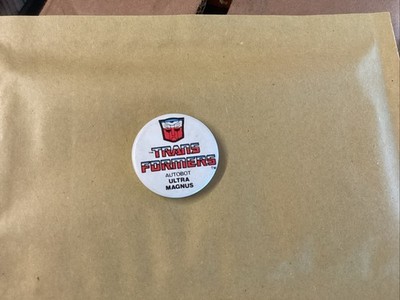 Transformer Ultra Magnus Vintage Badge