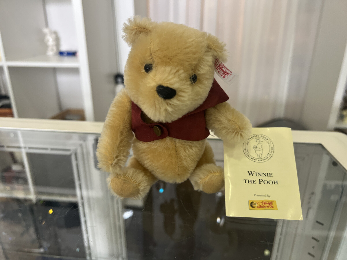 Steiff Animal 680090 Winnie The Pooh 18cm. Excellent Condition | eBay