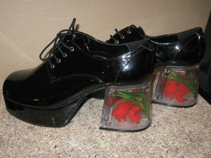 pimp shoes goldfish