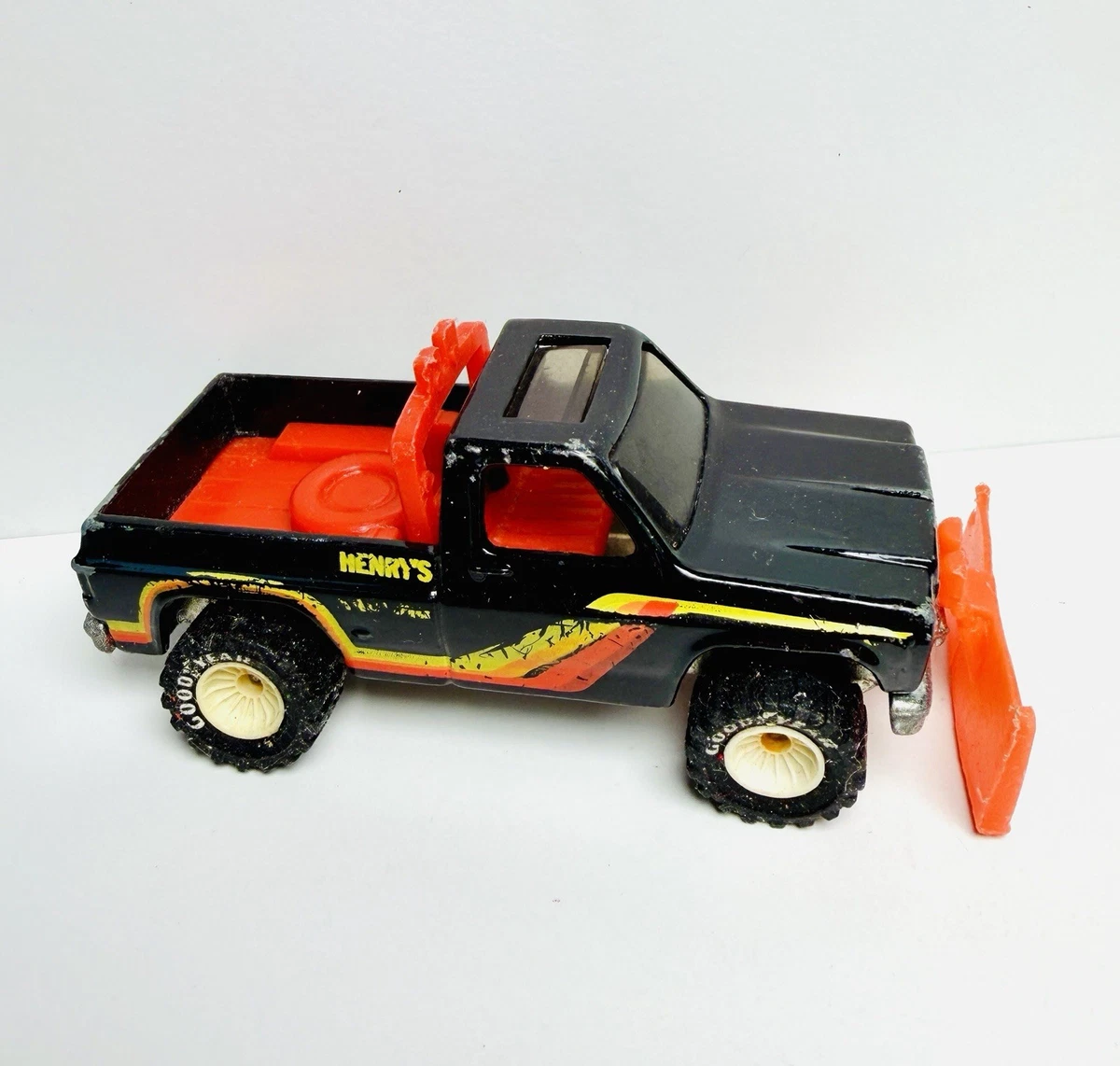 Hot Wheels Real Riders Vintage Manufacture Diecast Cars, Trucks