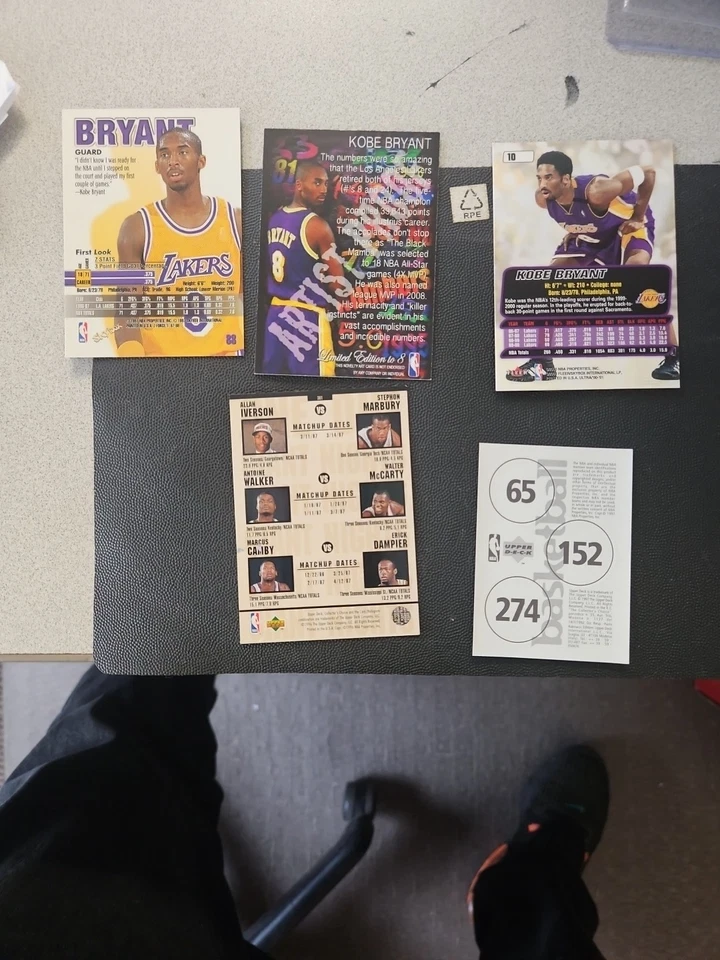 Lote de cartas Kobe Bryant - Imagem 3 de 3