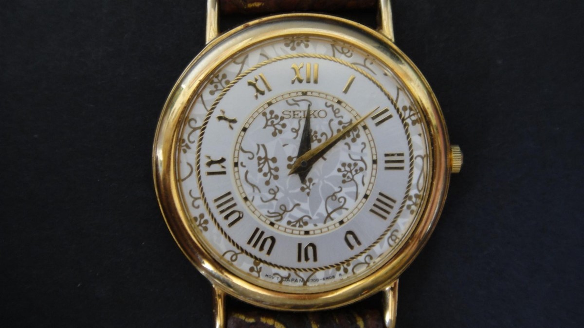 VINTAGE SEIKO V700 WRISTWATCH JAPAN MADE MOVEMENT | eBay