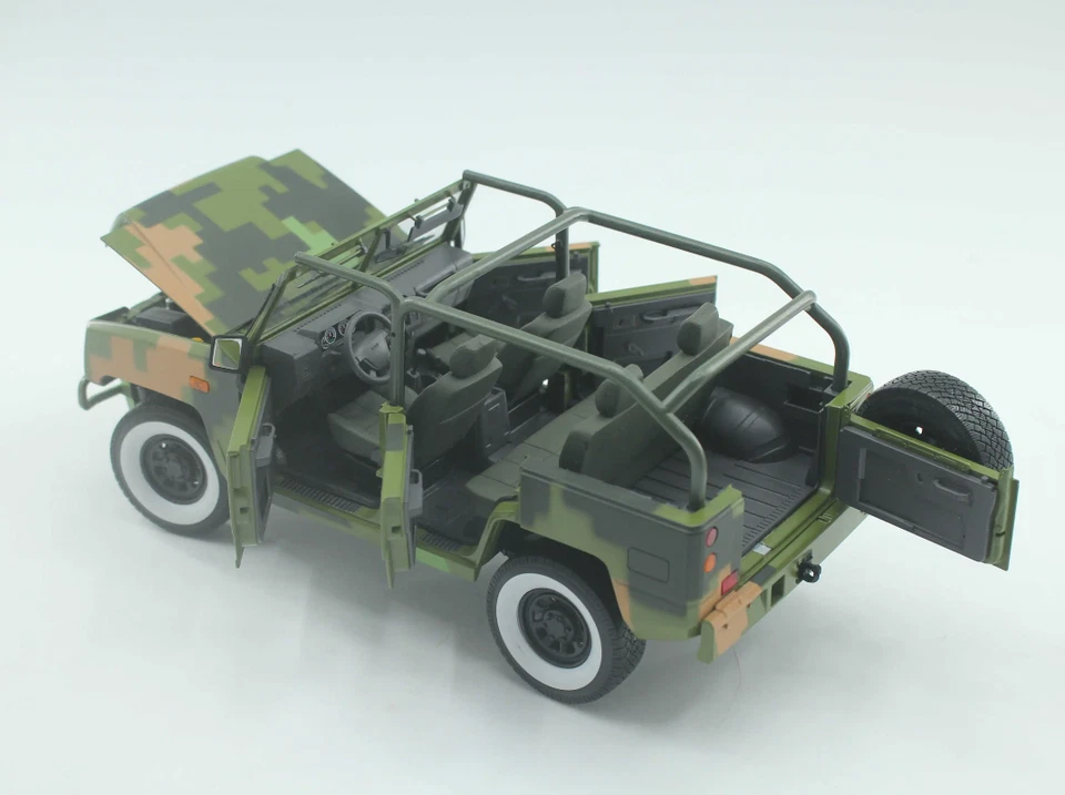 1:18 CHINA 70th National Day Command Car Parade Vehicle Diecast MilitaryModel - Image 2 of 4