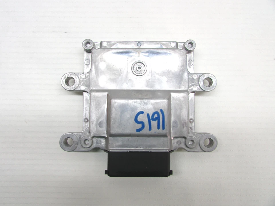 Control de transmisión automática Subaru Impreza 2015 en TCU 30919AE371 OEM 15 Foto 2 de 4