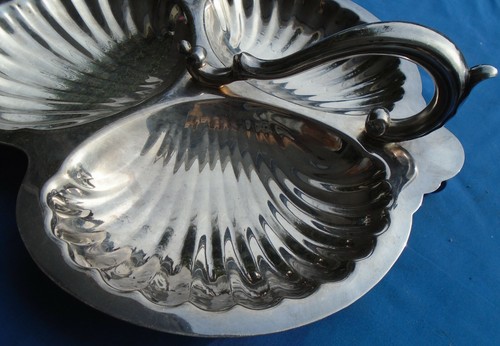 Vassoio ClamShell Wallace placcato argento 3 sezioni con manico vintage anni 60 - Foto 3 di 7