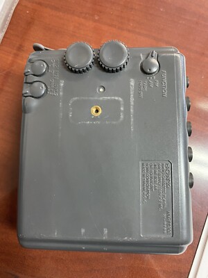 Vintage SONY Sports Walkman WM-FS393 Radio Works - Not The Tape