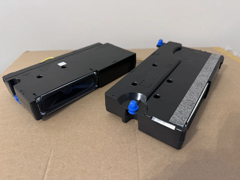 Alto-falante woofer conjunto de duas TVs Samsung UN65NU710 - Imagem 3 de 4