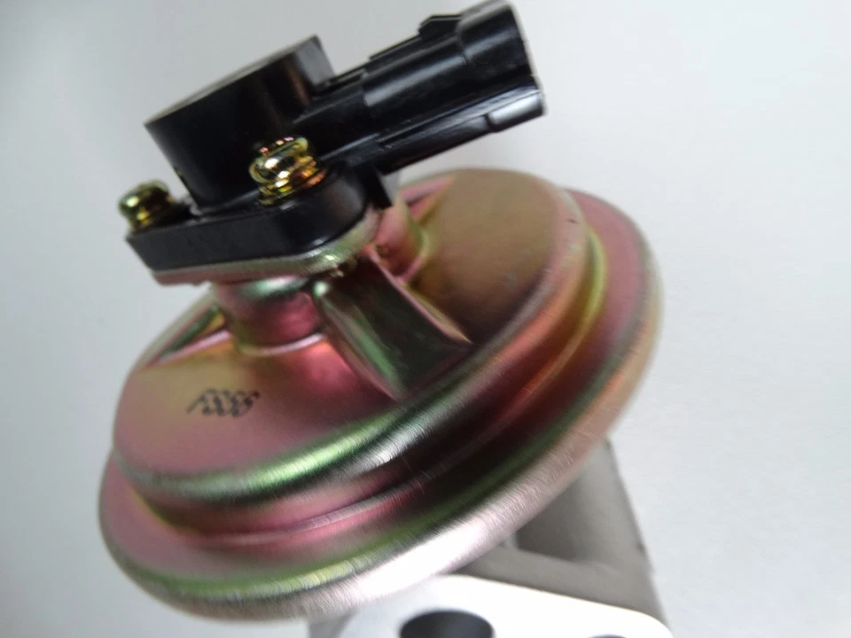 NEW 1994-1997 MAZDA 626 & MX-6 OEM EGR Valve FS56-20-300A - Изображение 2 из 4