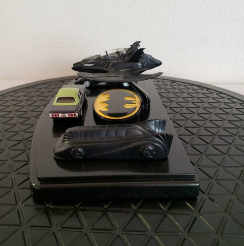 Raro Bandai Hot Whell Charawheels Batman con estuche de acrílico - Imagen 8 de 8