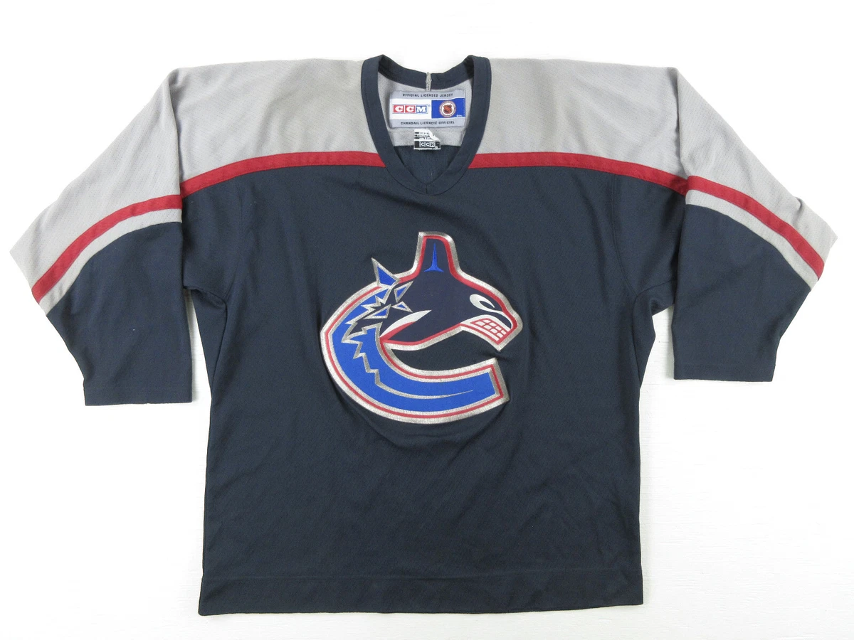 canucks practice jersey