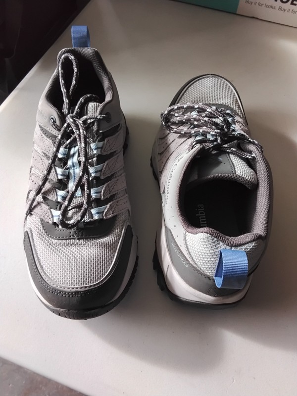 Columbia Strata Trail Low Hiking Shoes Gray Women’s Size 8