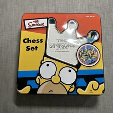Juego de Ajedrez 3D Los Simpson Lata Coleccionista Completo con Todas las Piezas y Tablero de Juegos