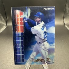 1997 Fleer Night and Day #4 Ken Griffey Jr. Seattle Mariners HOF 🔥🔥