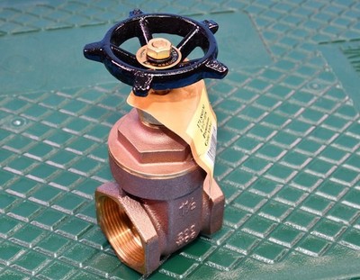 Smith Brass 1-1/2'' IPS Premium Gate Valve 171 8501M Threaded Ends Wheel Handle